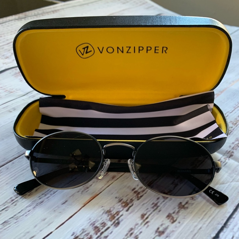 🔅Vonzipper Scenario Sunglasses🔅